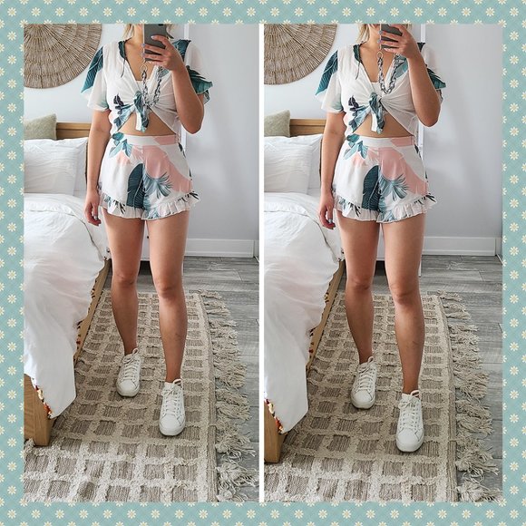 SHEIN Two Piece Palm Leaf Print Crop Top and Shorts - Picture 1 of 8